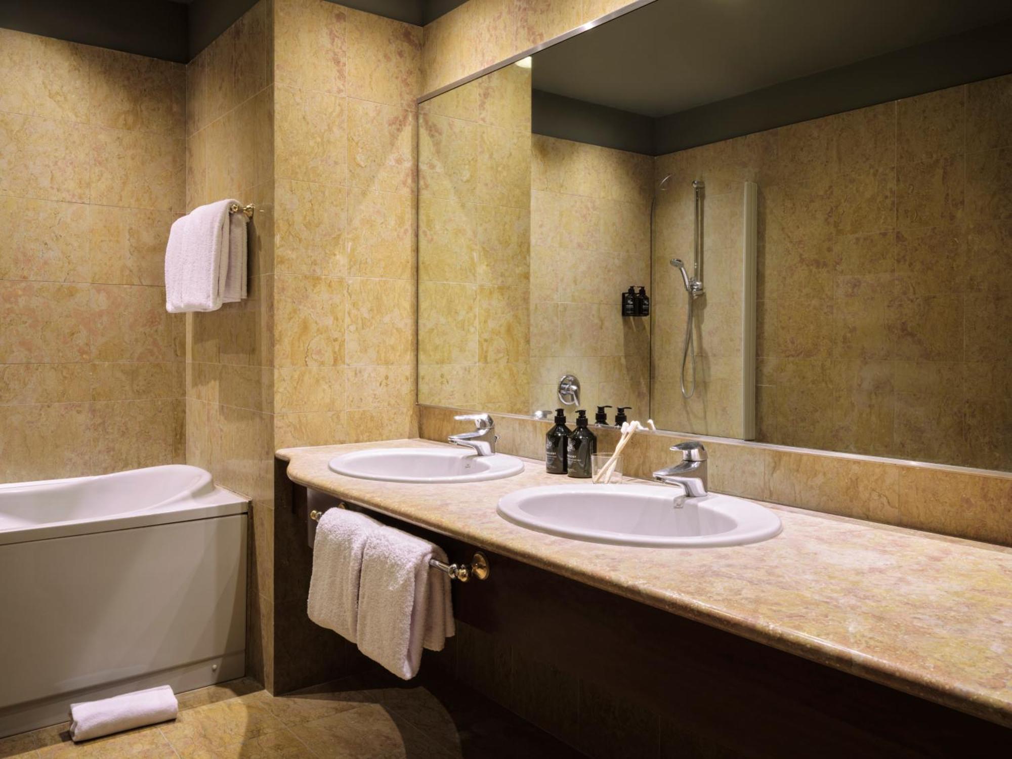 Max Brown Hotel Missori, Part Of Sircle Collection Милан Экстерьер фото