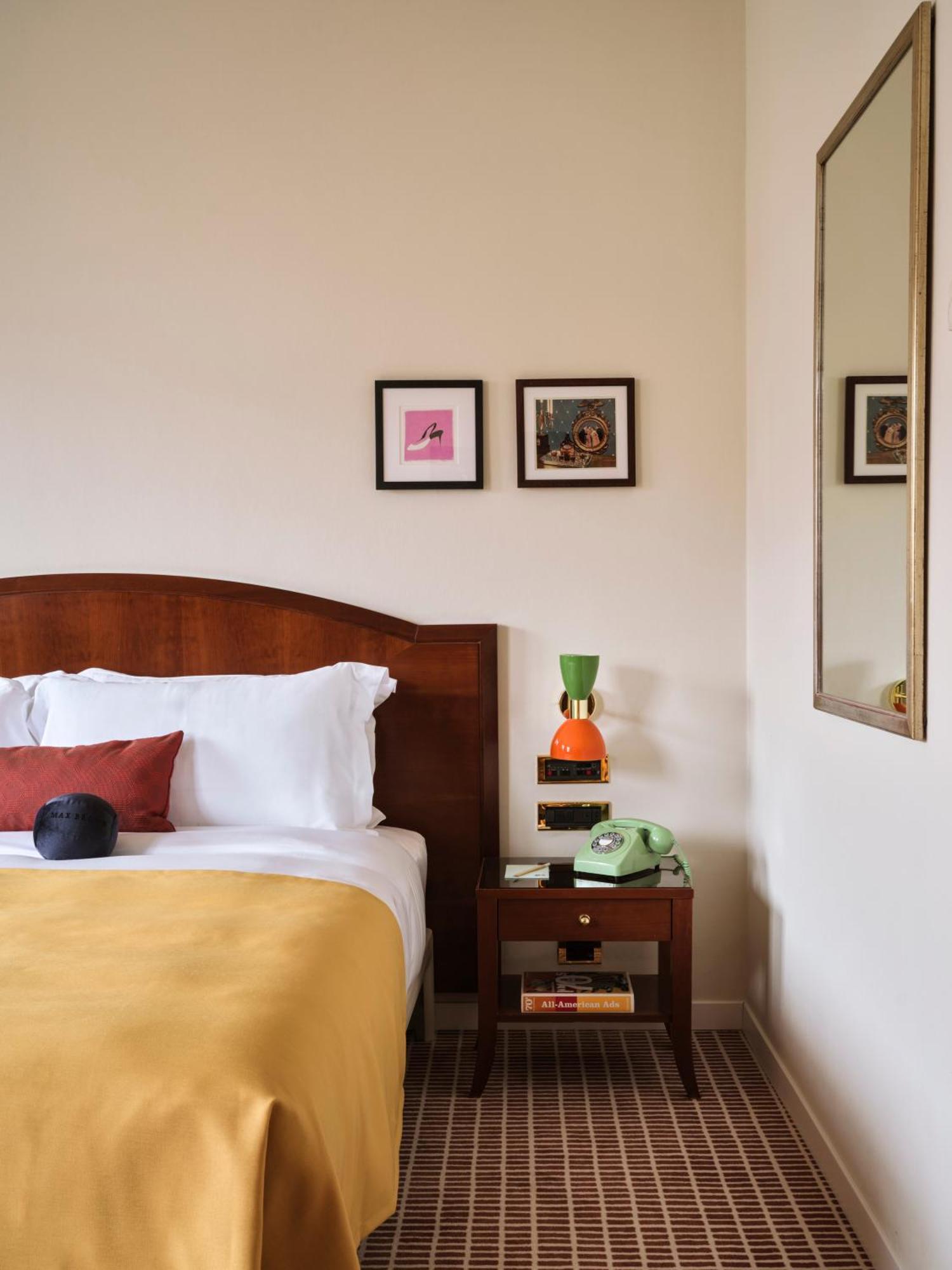 Max Brown Hotel Missori, Part Of Sircle Collection Милан Экстерьер фото