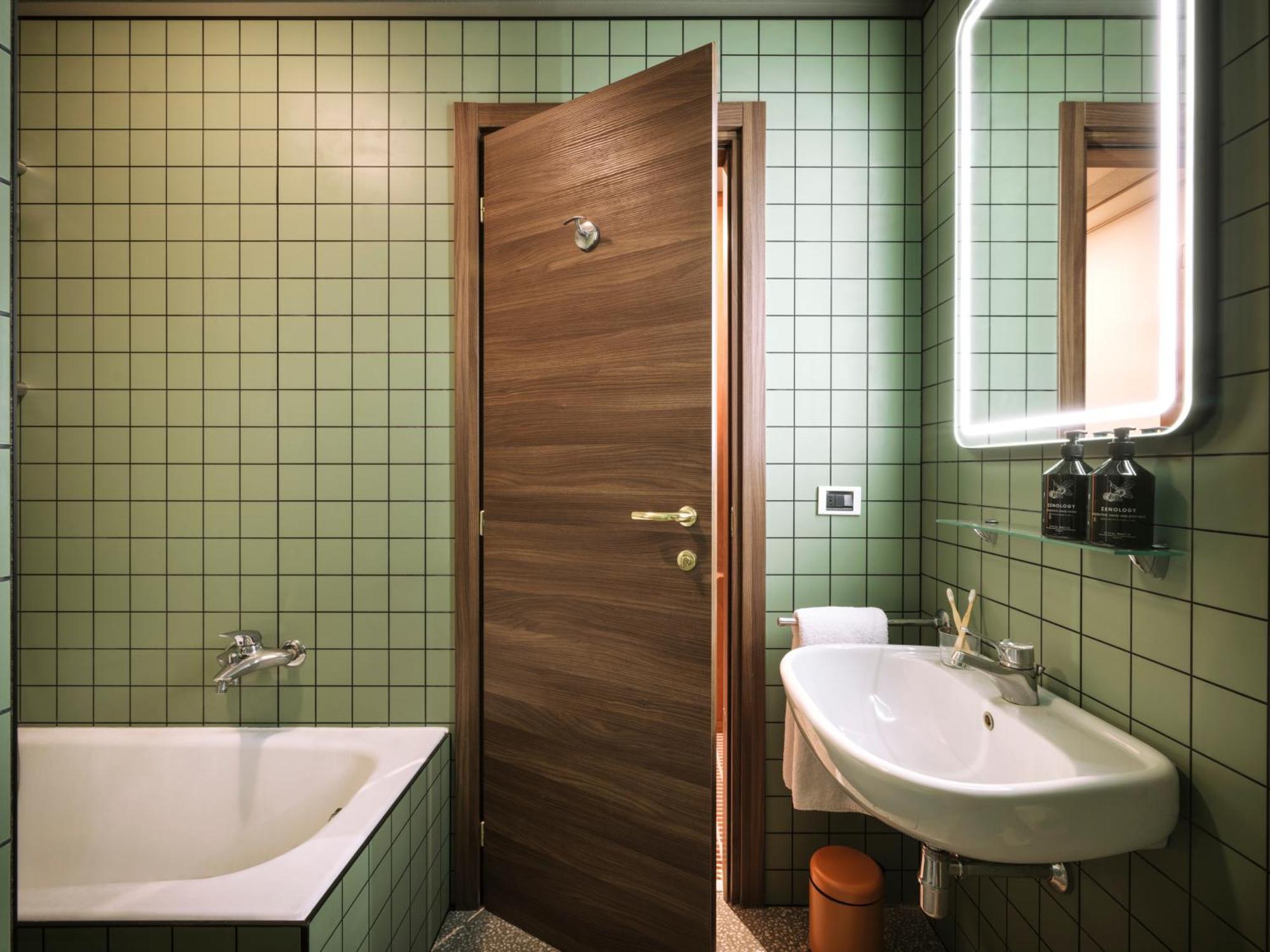 Max Brown Hotel Missori, Part Of Sircle Collection Милан Экстерьер фото